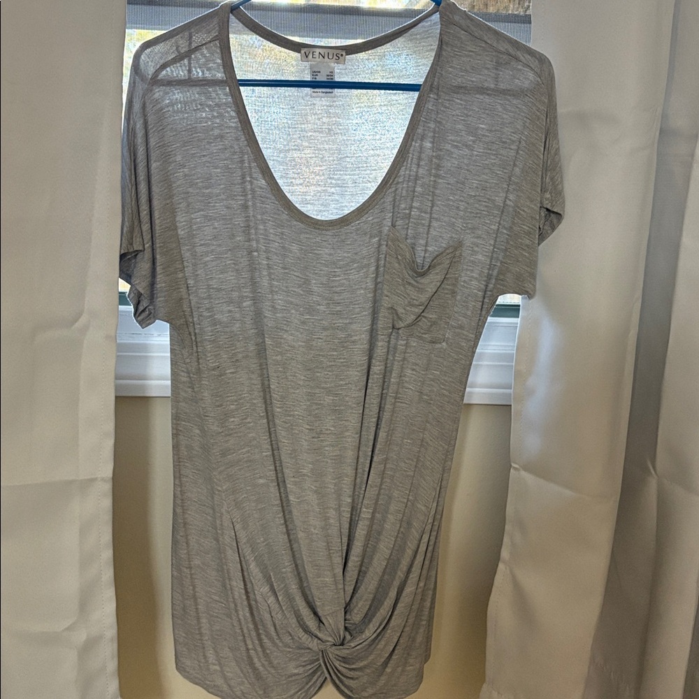 VENUS Light Gray Twist Front Tee